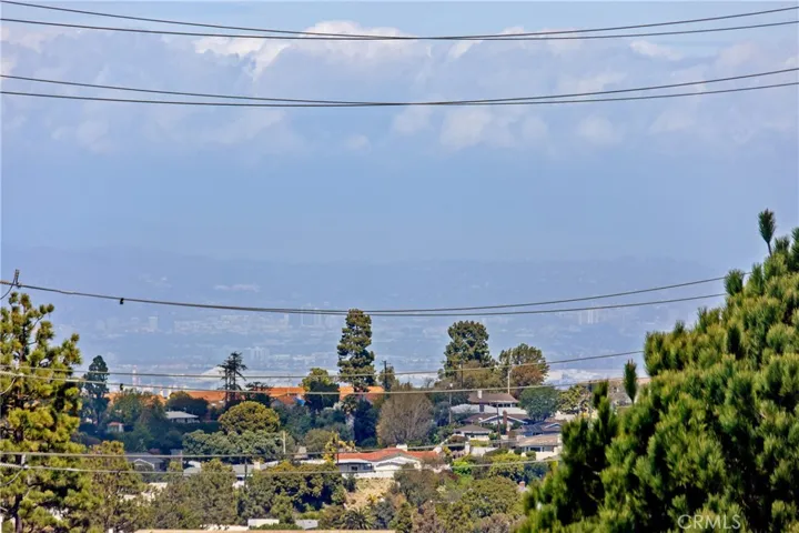 5693 Mistridge Drive, Rancho Palos Verdes, California 90275