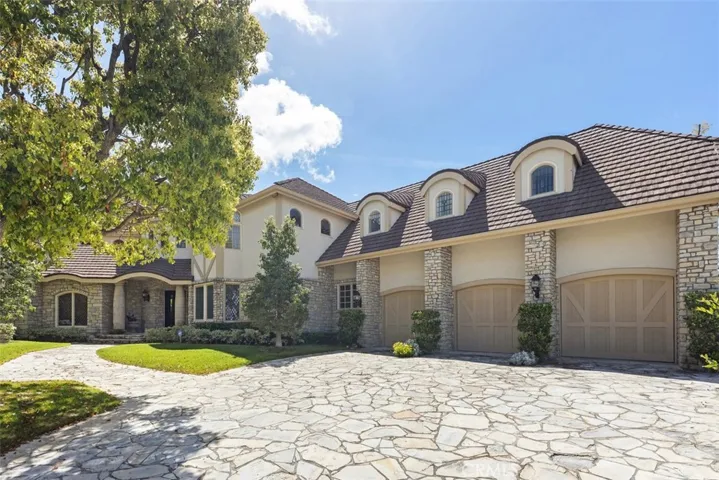 25502 Rodeo Circle, Laguna Hills, California 92653