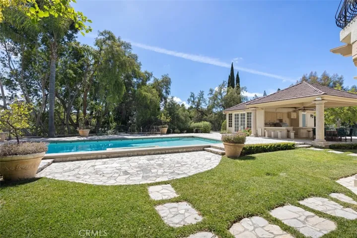 25502 Rodeo Circle, Laguna Hills, California 92653