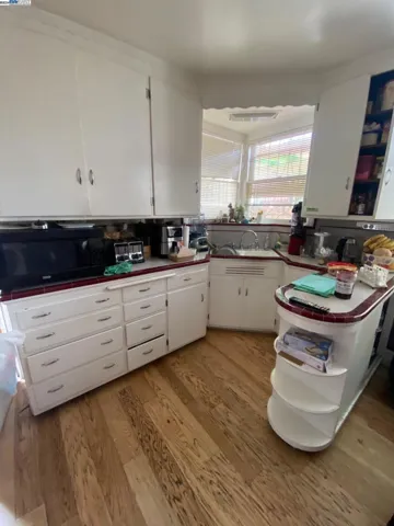5026 Foothill Blvd, Oakland, California 94601