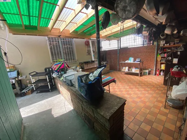 5026 Foothill Blvd, Oakland, California 94601