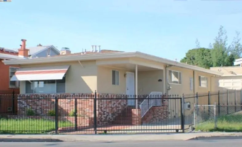 5026 Foothill Blvd, Oakland, California 94601