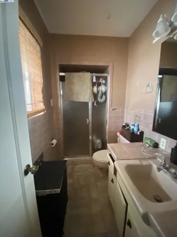 5026 Foothill Blvd, Oakland, California 94601