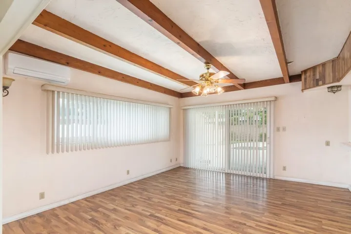 5580 E Ulen Street, Long Beach, California 90815