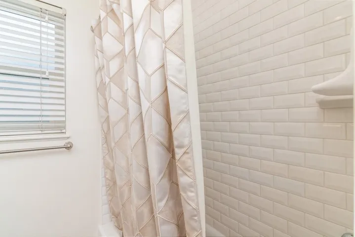 5580 E Ulen Street, Long Beach, California 90815