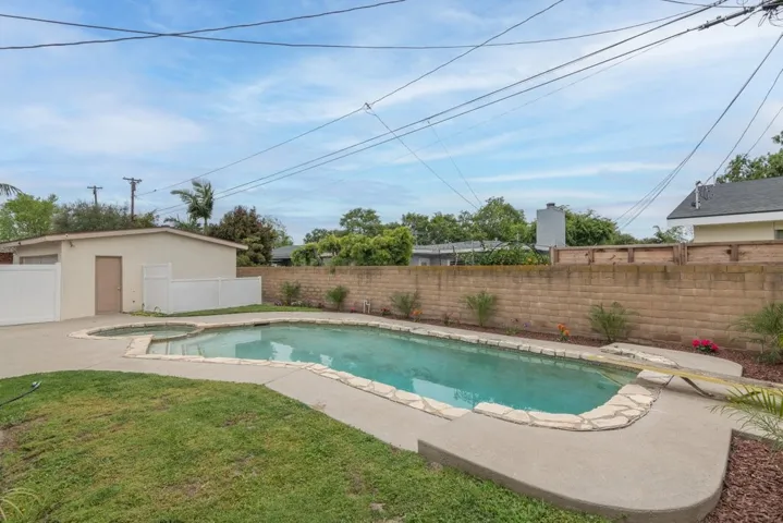 5580 E Ulen Street, Long Beach, California 90815