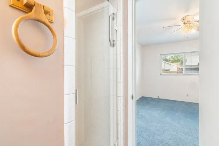 5580 E Ulen Street, Long Beach, California 90815
