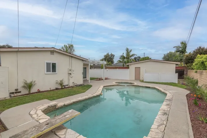5580 E Ulen Street, Long Beach, California 90815