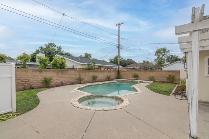 5580 E Ulen Street, Long Beach, California 90815