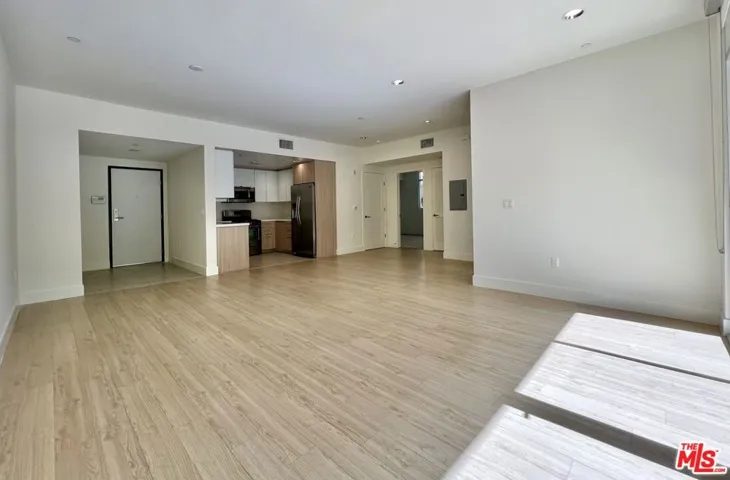 11715 W Bellagio Road 104, Los Angeles, California 90049