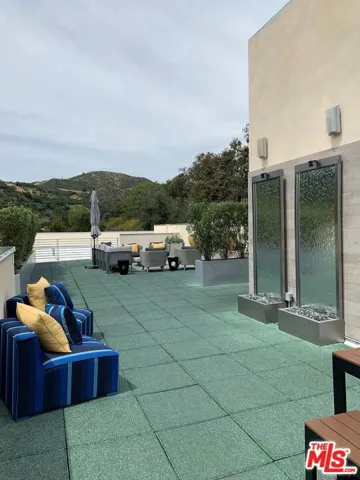 11715 W Bellagio Road 104, Los Angeles, California 90049