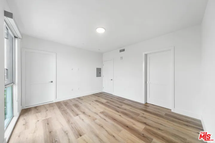 5801 Camerford Avenue Ph1, Los Angeles, California 90038