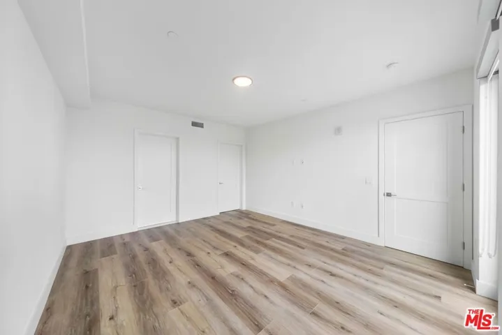 5801 Camerford Avenue Ph1, Los Angeles, California 90038