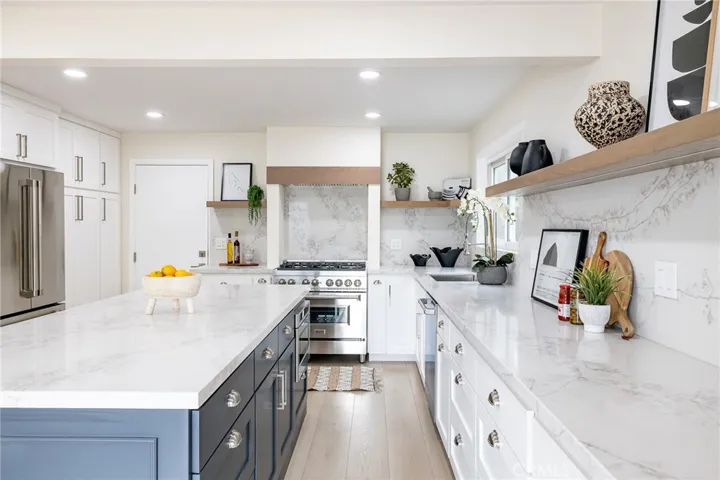 Enter from the garage directly into the kitchen