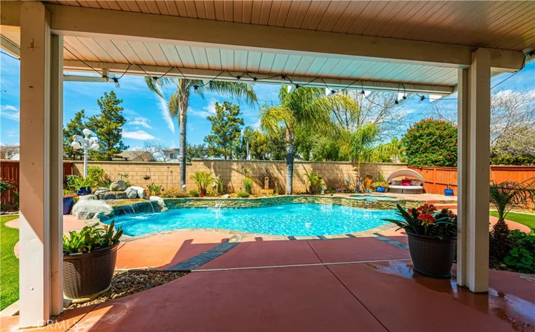 37625 Newcastle Road, Murrieta, California 92563