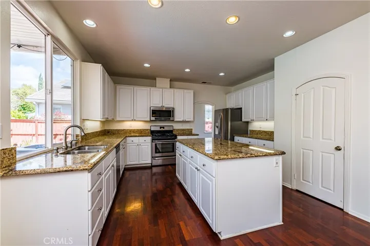 37625 Newcastle Road, Murrieta, California 92563
