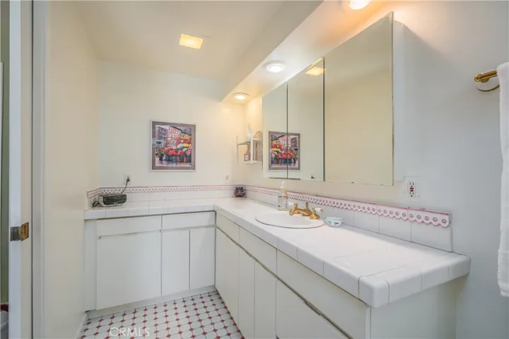 15912 Atitlan Drive, Hacienda Heights, California 91745