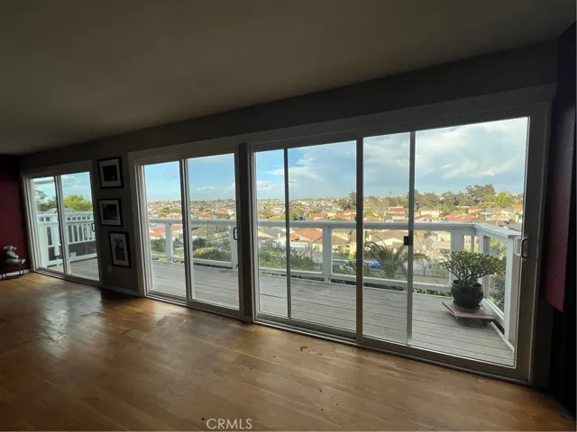 416 N Prospect Avenue, Redondo Beach, California 90277