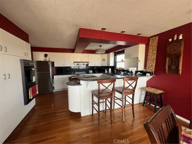 416 N Prospect Avenue, Redondo Beach, California 90277