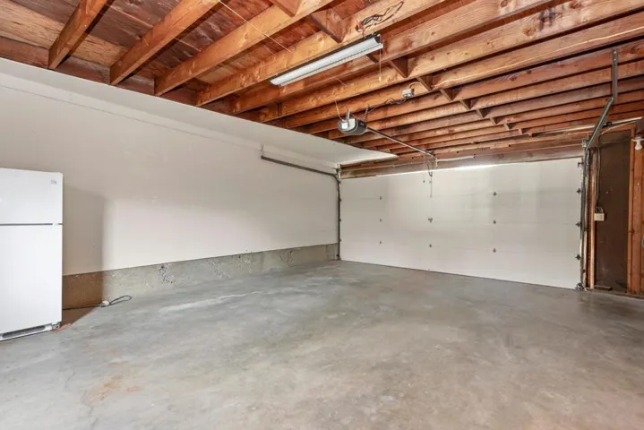 65606562 Crown Boulevard, San Jose, California 95120