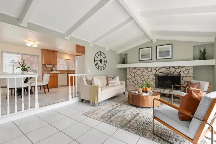 65606562 Crown Boulevard, San Jose, California 95120