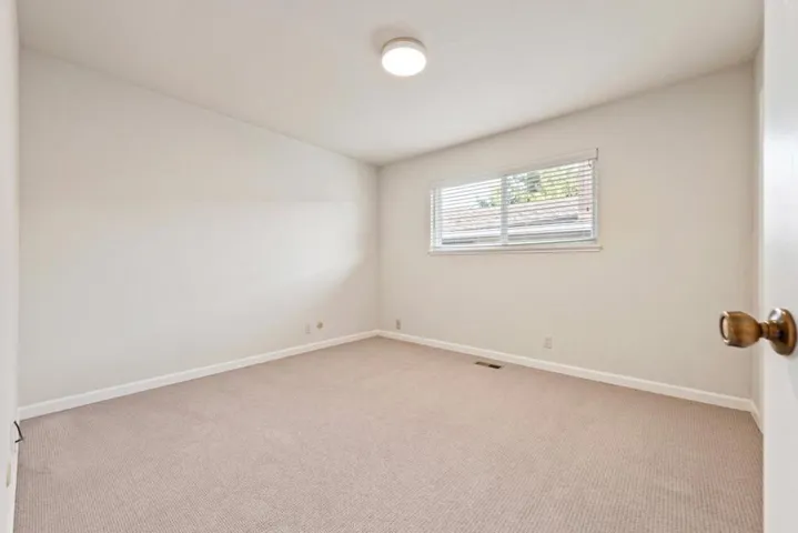 65606562 Crown Boulevard, San Jose, California 95120