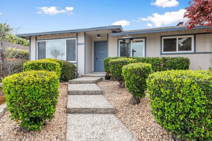 65606562 Crown Boulevard, San Jose, California 95120