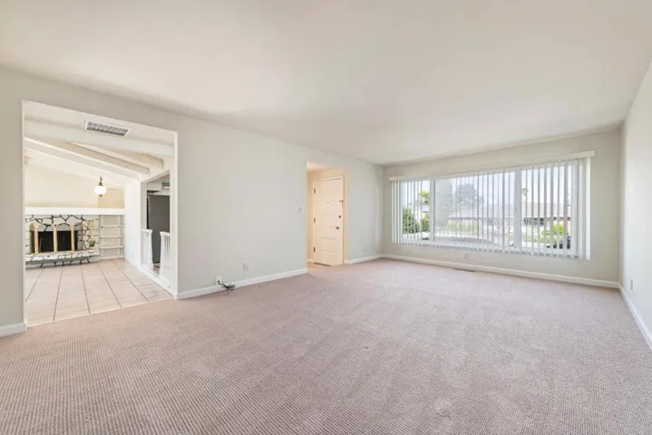 65606562 Crown Boulevard, San Jose, California 95120