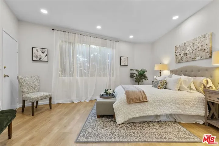 10417 Eastborne Avenue 5, Los Angeles, California 90024