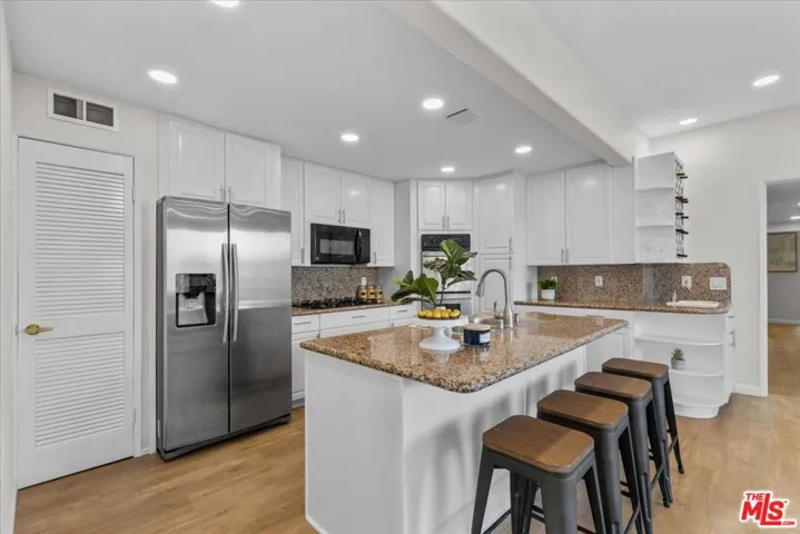 10417 Eastborne Avenue 5, Los Angeles, California 90024