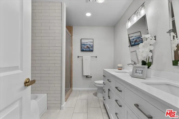 10417 Eastborne Avenue 5, Los Angeles, California 90024