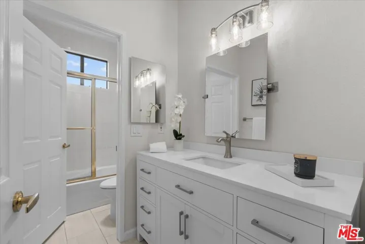 10417 Eastborne Avenue 5, Los Angeles, California 90024