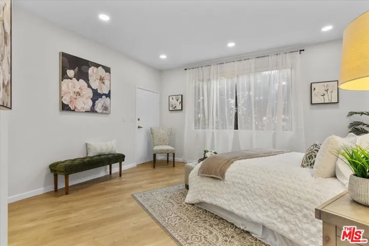10417 Eastborne Avenue 5, Los Angeles, California 90024