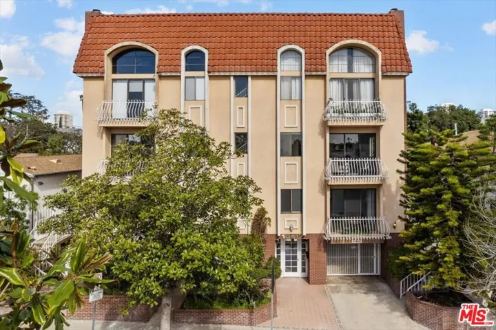 10417 Eastborne Avenue 5, Los Angeles, California 90024