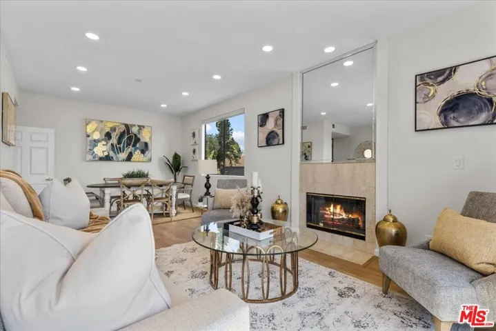 10417 Eastborne Avenue 5, Los Angeles, California 90024