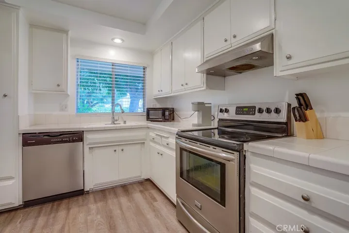 931 Glencliff Street, La Habra, California 90631
