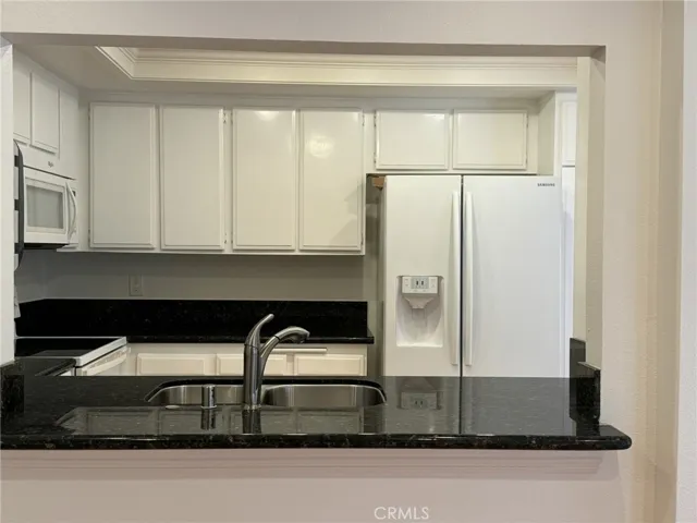 28527 Vista Tierra, Rancho Palos Verdes, California 90275