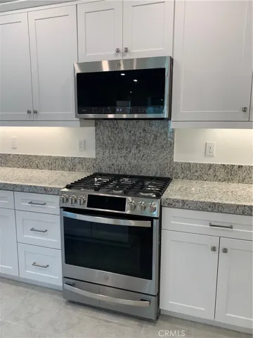 Stove and Microwave
