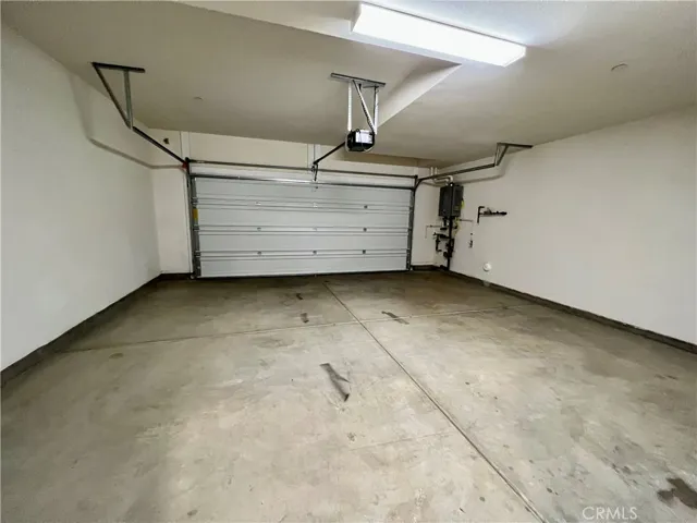 Attached 2 car garage