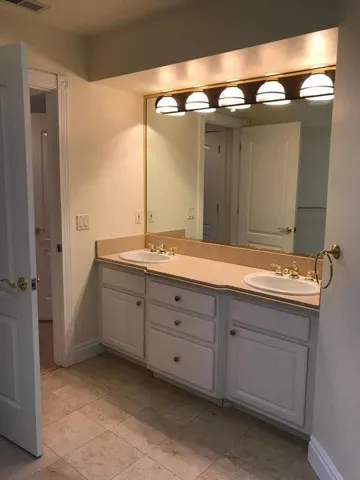 1499 Oak Grove Avenue 403, Burlingame, California 94010