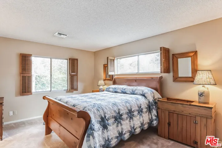 2 Bedroom