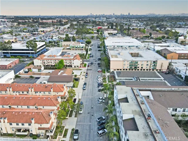 3526 Linden Avenue 6, Long Beach, California 90807