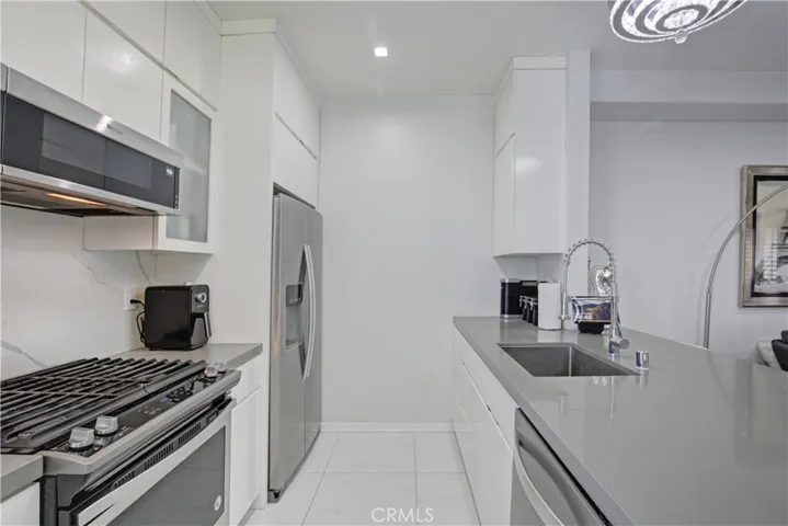 3526 Linden Avenue 6, Long Beach, California 90807