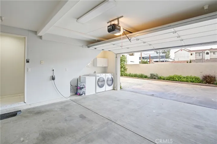 3526 Linden Avenue 6, Long Beach, California 90807