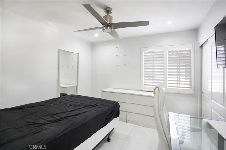 3526 Linden Avenue 6, Long Beach, California 90807