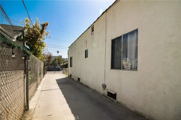 957 N Ardmore Avenue, Los Angeles, California 90029