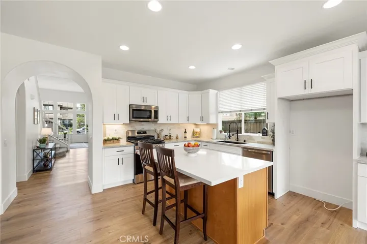43747 Corte Villena, Temecula, California 92592