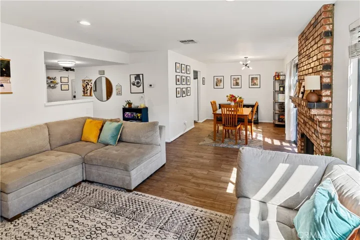 580 Black Walnut Way, La Habra, California 90631