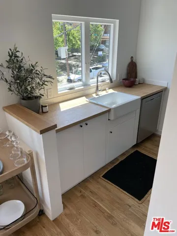 3700 W Sunset Boulevard 14, Los Angeles, California 90026