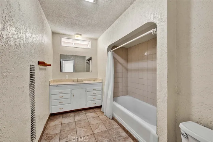 1769 Deerview Street, Glendora, California 91740